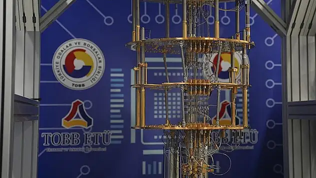 Türkiye'nin ilk kuantum bilgisayarı 'QuanT' tanıtıldı