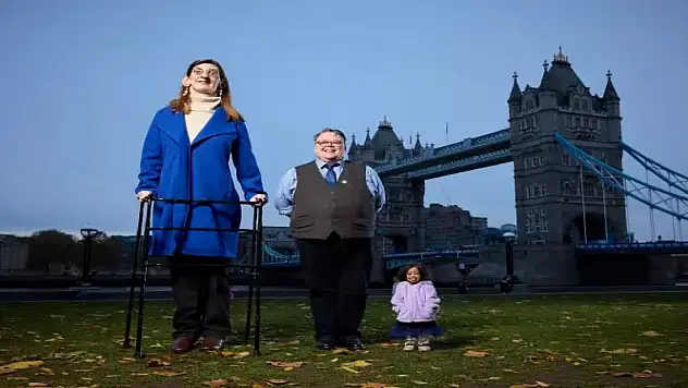 Dünyanın en uzun ve en kısa kadını ilk kez bir araya geldi