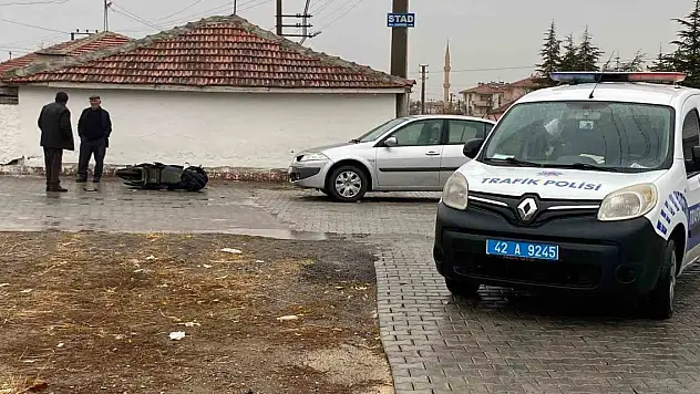 Konya'da otomobil elektrikli bisiklet ile çarpıştı, sürücü yaralandı