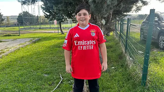 Kerem Aktürkoğlu hayranı Rüzgar, hayaline kavuştu