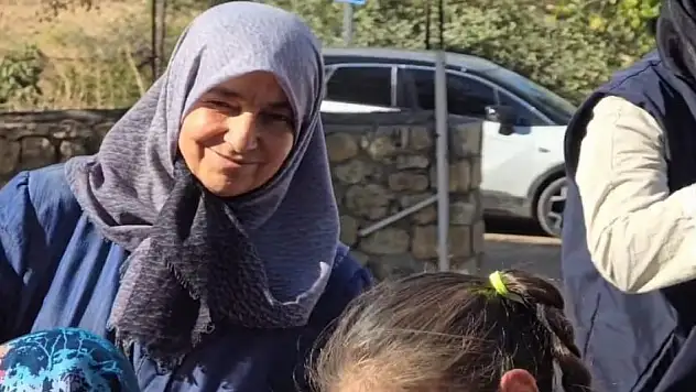 Taziyeden dönen kadınlara otomobil çarptı: 1 ölü, 1 ağır yaralı