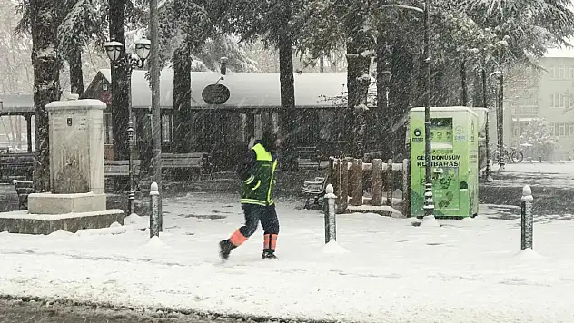Konya'da kapanan yollar ulaşıma açıldı