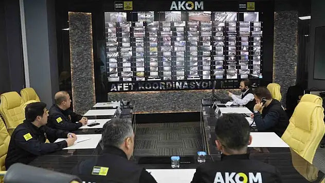 Başkan Altay: '31 ilçemizde 24 saat sahadayız'