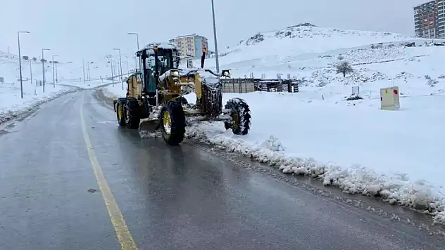 Malatya'nın 10 ilçesinde okullar tatil edildi