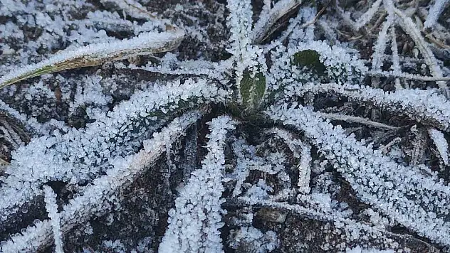 Kar yağışının ardından soğuklar etkili oldu, Ardahan eksi 12'yi gördü