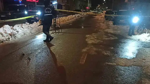 Konya'da husumetlisini cadde ortasında ateş edip yaraladı