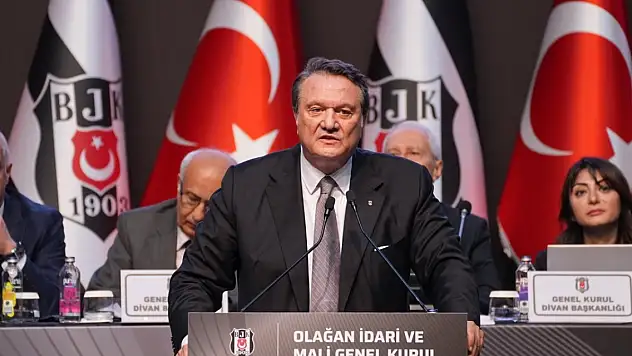 Beşiktaş Başkanı Hasan Arat, görevinden istifa etti