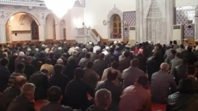 Kulu'da şehitler için Kur'an-I Kerim okundu