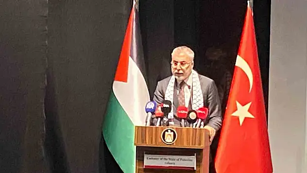Bakan Işıkhan: 'Bu haklı mücadeleyi terörle eşdeğer tutmak kabul edilemez, bu tavrı ve söylemi kınıyoruz'