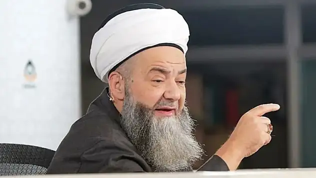 Cübbeli Ahmet Hoca hastaneye kaldırıldı