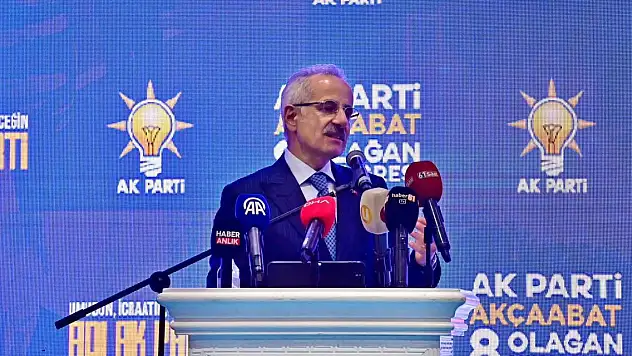 Bakan Uraloğlu: Samsun-Sarp Demiryolu 10 milyon kişiye hizmet edecek