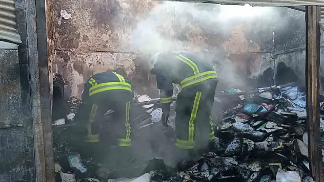 Van'daki hasar gün ağarınca ortaya çıktı