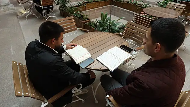 Daru'l Huffaz'da kayıt zamanı