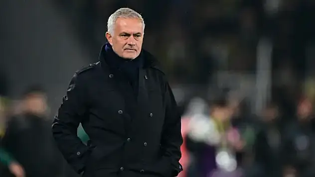 Mourinho'dan Dursun Özbek'e tepki!