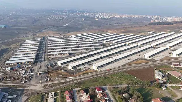 Türkiye'nin en büyüklerinden... Toybelen Küçük Sanayi Sitesi'nde teslim süreci başlıyor