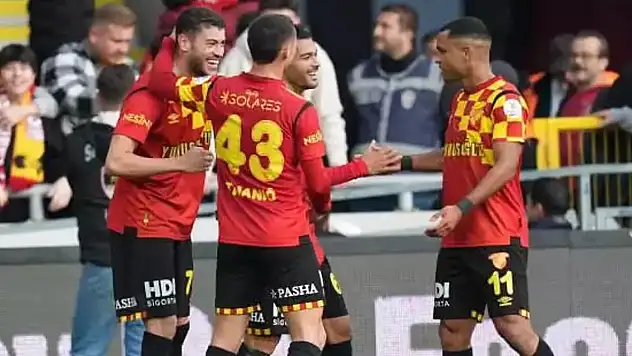 Göztepe evinde 3 puanı 3 golle aldı