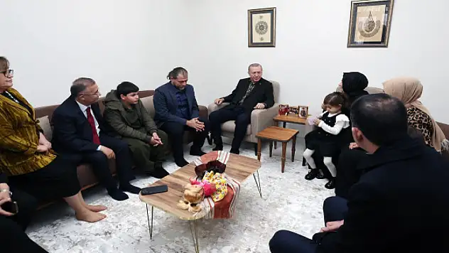 Başkan Erdoğan çay davetini geri çevirmedi