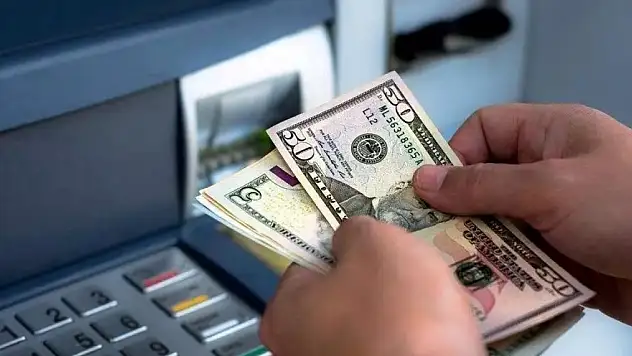 Piyasada sahte dolar korkusu: 2009'dan önce basılanlar alınmıyor!