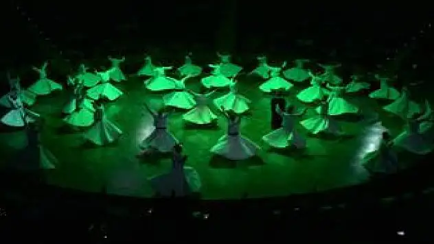 Konya'da sema gösterisi ilgiyle izlendi