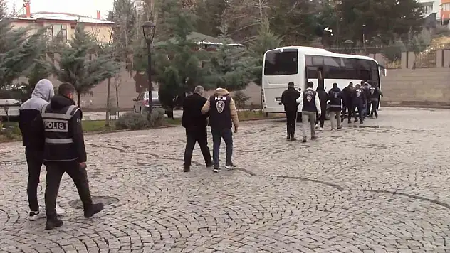 Bungalov dolandırıcılarına operasyon!