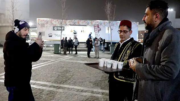 Konya'da gelen misafirlere özel ikram