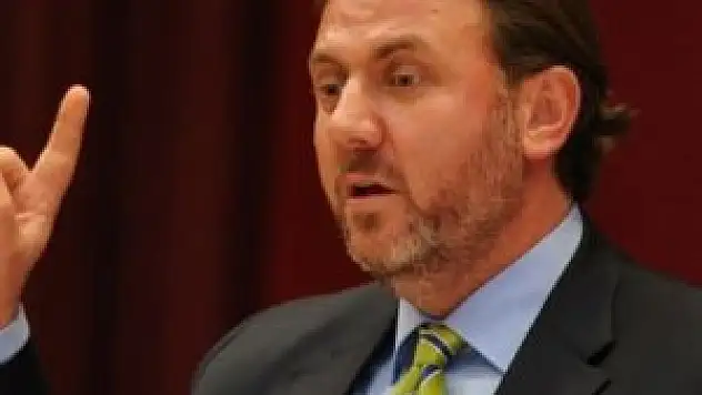 Yiğit Bulut'tan Sözcü'ye tepki: Ahlaklı olun