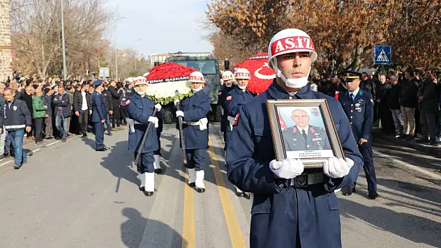 Şehit Tuğgeneral İsa Baydilli, memleketinde son yolculuğuna uğurlandı