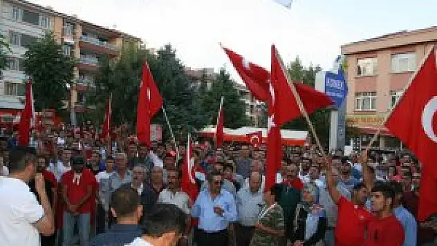 Kulu'da şehitlere saygı, teröre lanet yürüyüşü