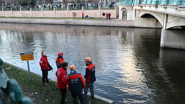 Kayıp olan Erdal'ın cesedi Porsuk Çayı'nda bulundu