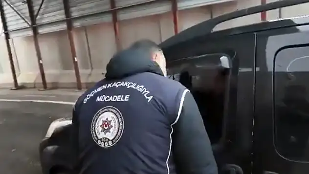 Yurt genelinde Kalkan-35 operasyonu: 981 düzensiz göçmen yakalandı