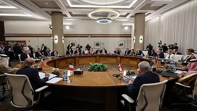 Gözler Ürdün'de... Uluslararası Suriye toplantısı başladı