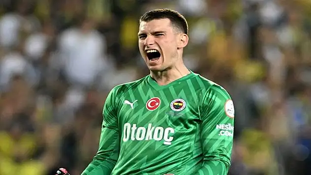Fenerbahçe'ye Livakovic'ten kötü haber!