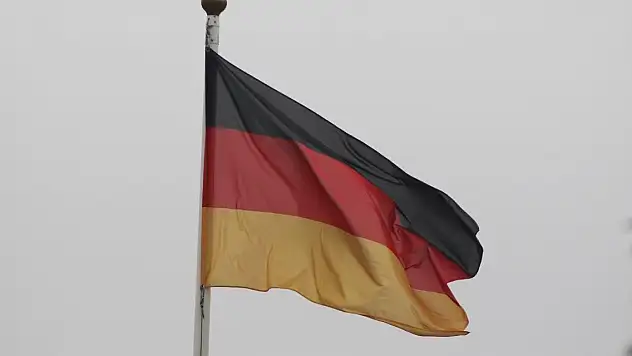 Almanya'da erken seçim süreci başladı