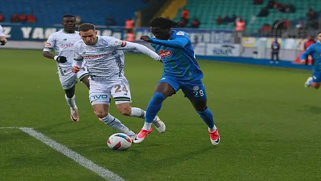 Konyaspor yerini kaybetti!