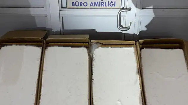 Konya'da durdurulan araçta 92 bin adet doldurulmuş sigara ele geçirildi