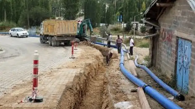 Bozkır'da su şebekesi yenileniyor