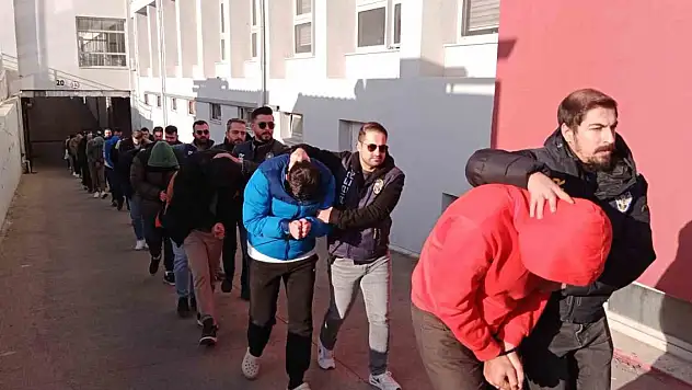 Konya dahil 4 ilde yasa dışı bahis oynatanlara operasyon: 32 şüpheli yakalandı