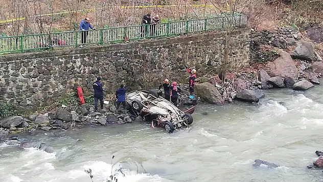 Haber alınamıyordu, 18 yaşındaki genç ölü bulundu