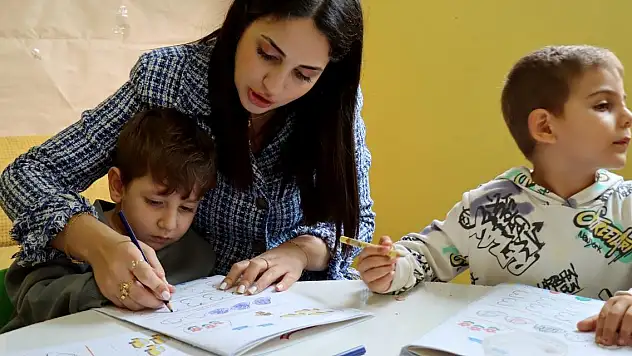Öğretmenlerin mazerete bağlı yer değiştirme başvuru duyurusu yayımlandı