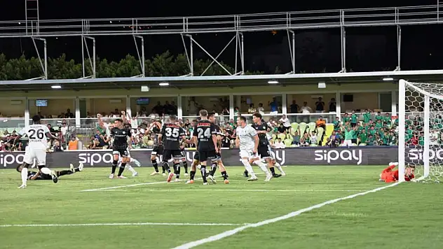 Süper Lig'in 17 haftalık ilk bölümünde kaleleri şaşıranlar