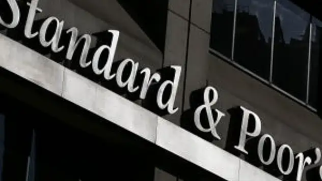 S&P, Brezilya'nın notunu 'yatırım yapılabilir'in altına çekti
