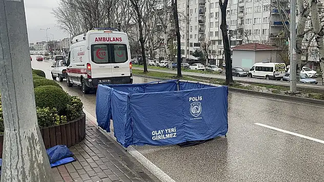 Bursa'da otomobilin çarptığı yaya hayatını kaybetti