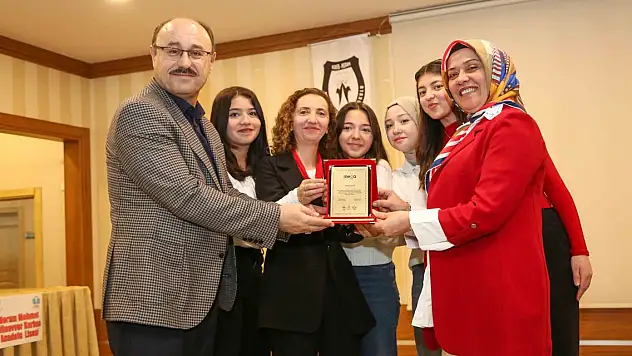 Meram'da öğrenciler iki ayrı final heyecanı yaşadı