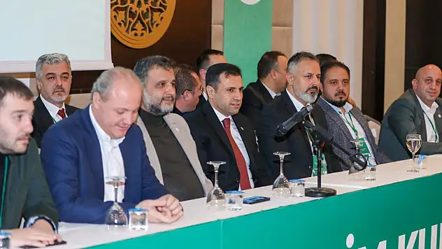 Konyaspor'da gözler Başkan Korkmaz'a çevrildi!