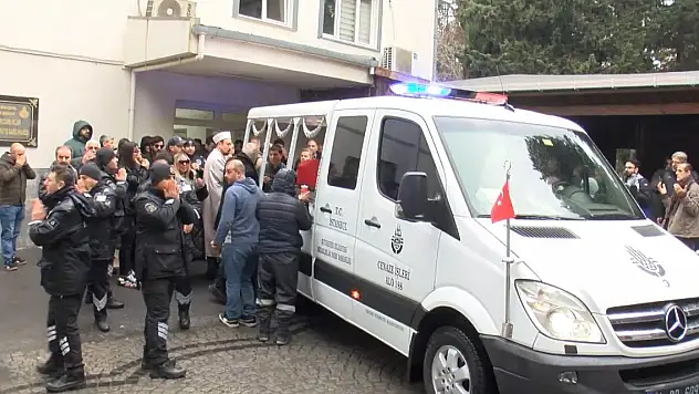 Sanatçı Ferdi Tayfur için AKM'de tören düzenlendi