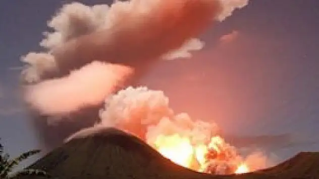 Copahue Yanardağı faaliyete geçti