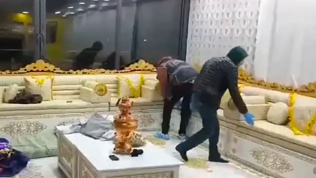 Bohçacı gibi evlere girdiler!