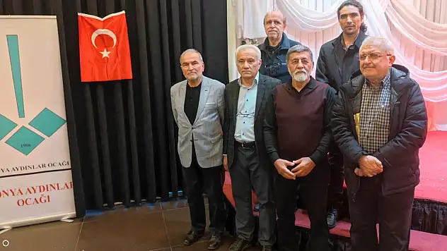 Konya Aydınlar Ocağı'nda Başkan Mustafa Güçlü