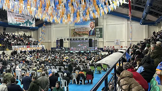 Bakan Tunç: Bu millet onlara her seçimde kırmızı kart göstermeye devam edecek