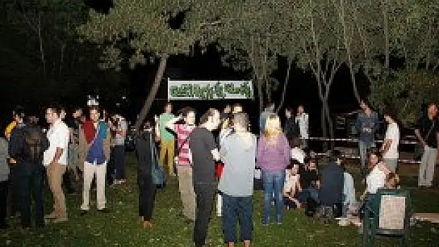 Taksim Gezi Parkı'nda nöbet